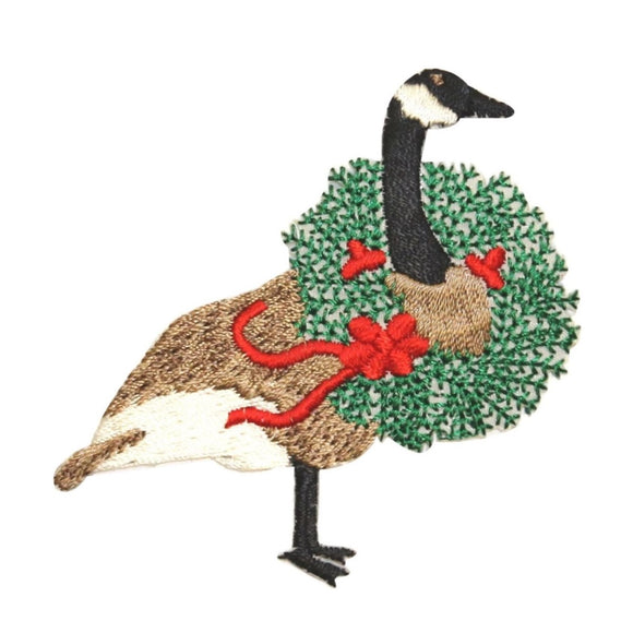 ID 8080 Festive Goose With Wreath Patch Holiday Embroidered Iron On Applique