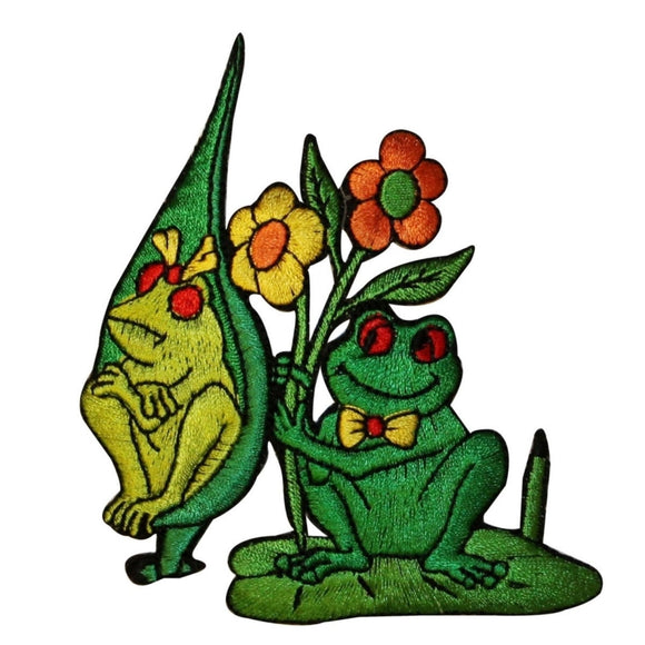ID 0014 Boy Girl Couple Frog Patch Charming Flowers Embroidered Iron On Applique