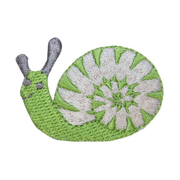 ID 0420A Cute Cartoon Snail Patch Garden Insect Embroidered Iron On Applique