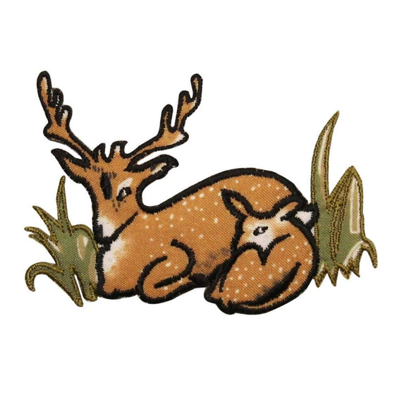 ID 0707 Buck And Fawn Patch Deer Bedding Wild Life Embroidered Iron On Applique