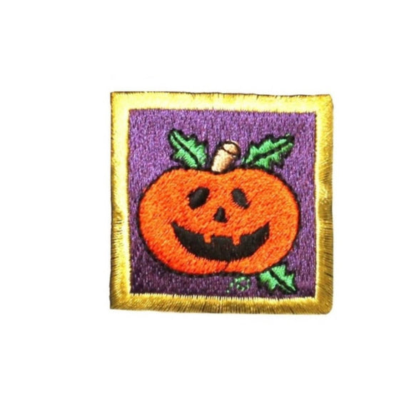 ID 0838C Jack O Lantern Badge Patch Halloween Scene Embroidered Iron On Applique