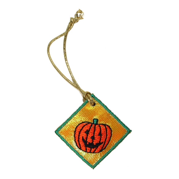 ID 0839A Jack O Lantern Badge Patch Halloween Tag Embroidered Iron On Applique