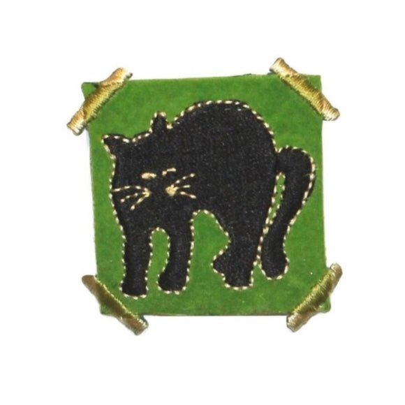 ID 0914A Black Cat Badge Patch Halloween Picture Embroidered Iron On Applique