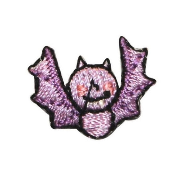 ID 0926A Cute Bat Flying Patch Halloween Kids Craft Embroidered Iron On Applique