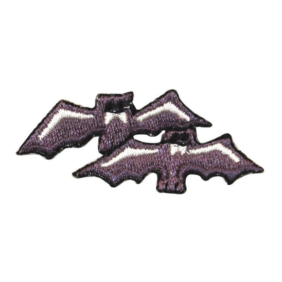 ID 0931 Pair of Bats Fly Patch Halloween Spooky Bat Embroidered Iron On Applique