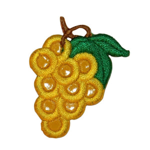ID 1171 Bunch of White Grapes Patch Fruit On Vine Embroidered Iron On Applique