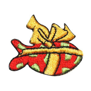 ID 8272 Lot of 3 Fish Present Patch Holiday Gift Embroidered Iron On Applique
