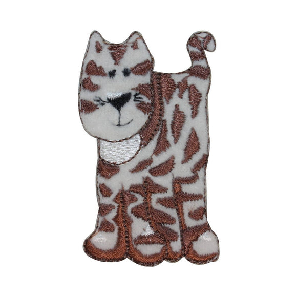 ID 2984 Fluffy Cat Standing Patch Furry Kitten Pet Embroidered Iron On Applique