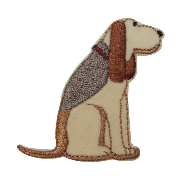 ID 2818 Felt Dog Sitting Patch Puppy Mutt Pet Embroidered Iron On Applique