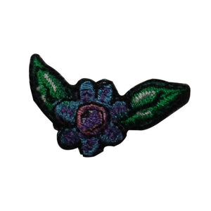 ID 6415 Purple Daisy With Leaves Patch Flower Plant Embroidered Iron On Applique