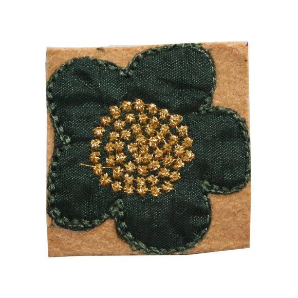 ID 6960 Green Flower Badge Patch Gold Emblem Garden Embroidered Iron On Applique