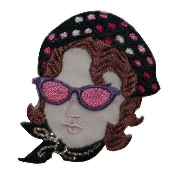 ID 7458 Chic Woman With Beret Patch Fashion Designer Embroidered IronOn Applique