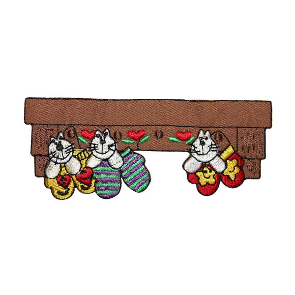 ID 7835 Kittens In Mittens Shelf Patch Cute Craft Embroidered Iron On Applique