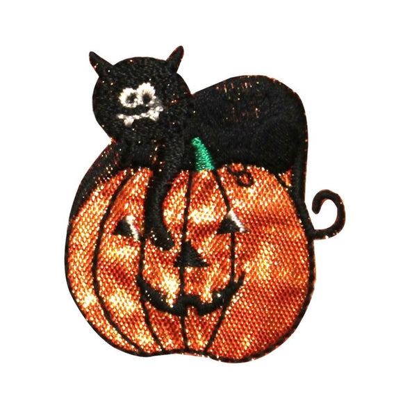 ID 0819 Black Cat On Pumpkin Patch Halloween Scary Embroidered Iron On Applique